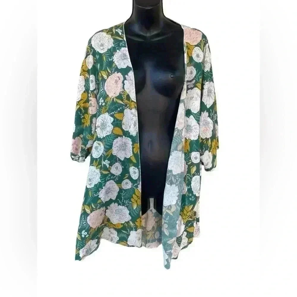 Lucky Franklin women’s floral kimono green / yellow size 2x 3x in excellent used